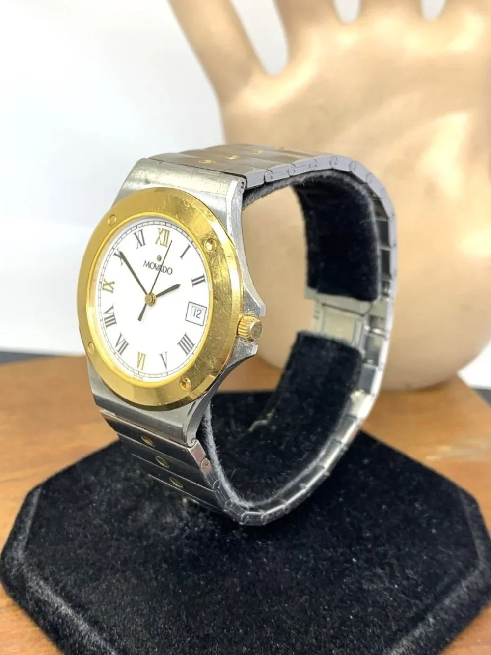 Movado Men's Watch 81.65.877.2 Swiss Quartz White Dial Two Tone Stainless Steel
